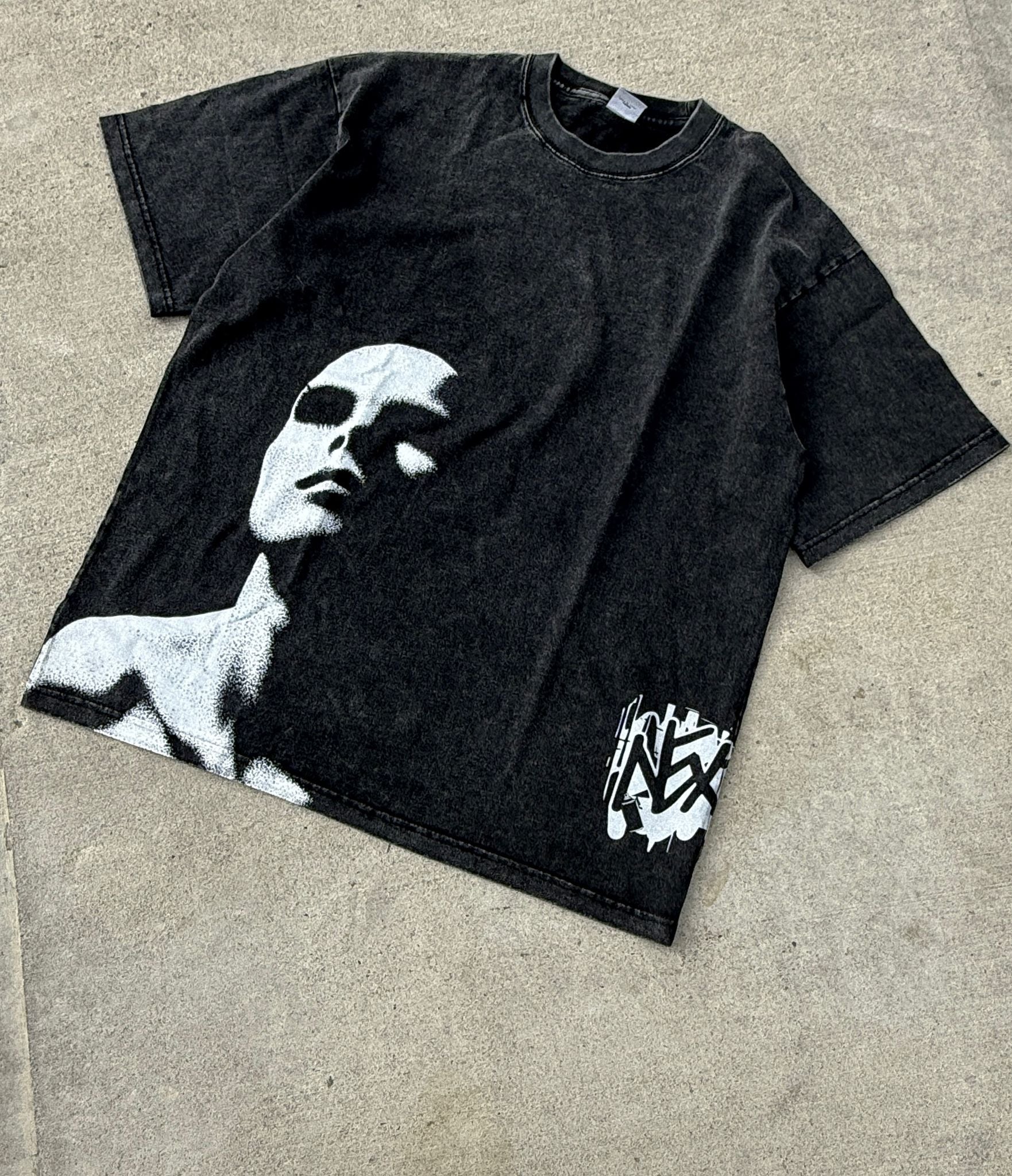 Nexzo Black Vintage TEE